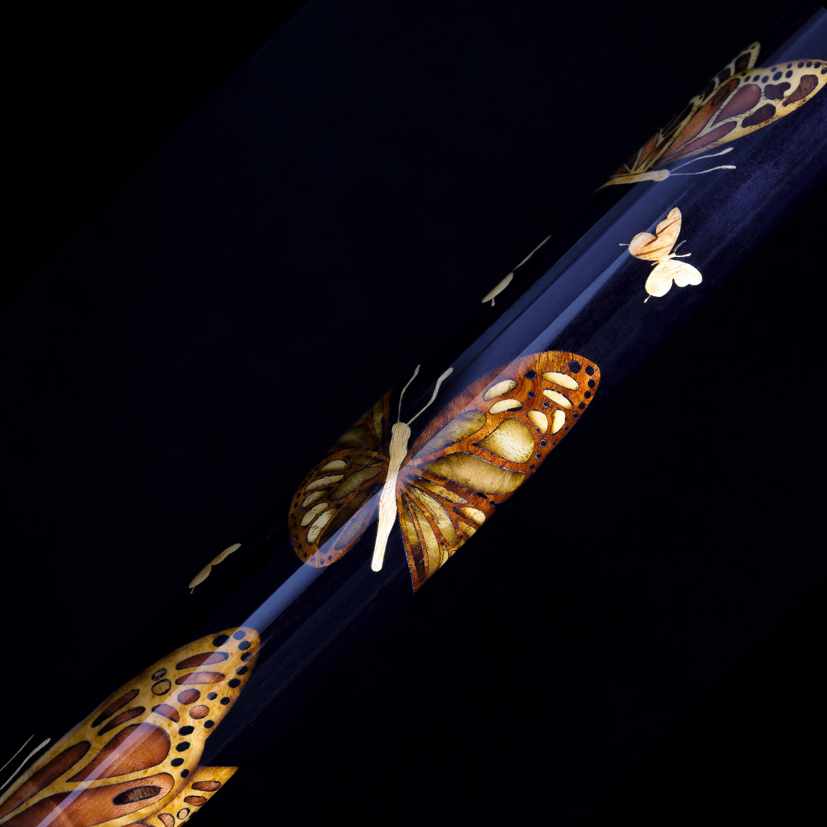 The Longoni Papilio Lux American Pool Cue Legno