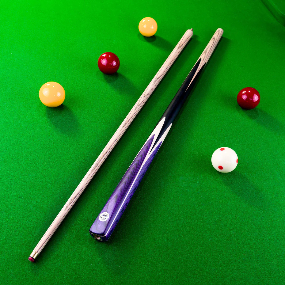 PRO147 Snooker & Pool Cue Centre Jointed Windsor Series 57" 145cm
