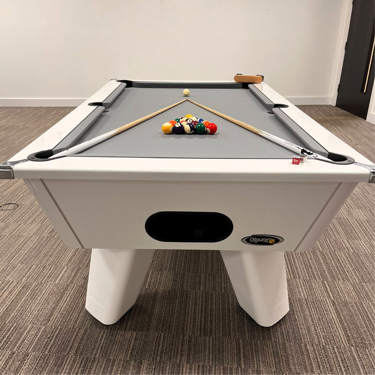 Cry Wolf English Pool Table White Tournament Edition 6ft Or 7ft